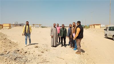 انطلاقة جديدة للاستثمار بالأقصر.. تسليم 9 قطع أراضٍ للمستثمرين بالمنطقة الصناعية بالبغدادي