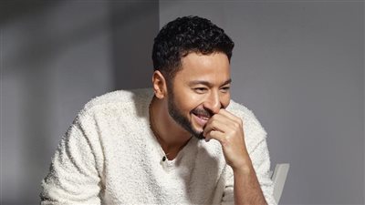 حمادة هلال نجم حفل مسرح البالون في ثاني أيام عيد الفطر المبارك