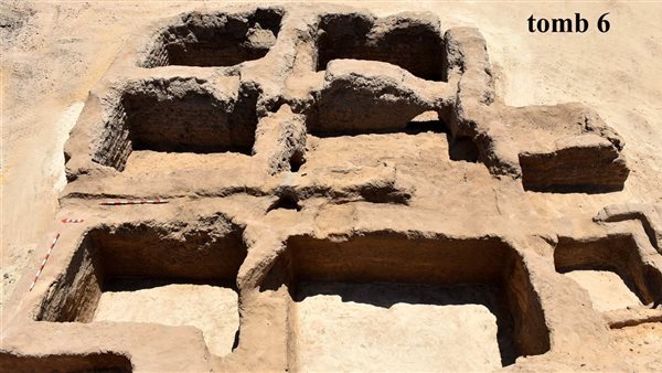 مقتنيات المقبرة الأثرية