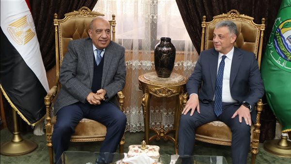 خلال الزيارة