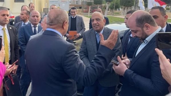 وزير الكهرباء