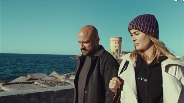 أحمد مكي وعائشة بن