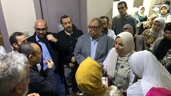 جانب من الزيارة لمستشفيات