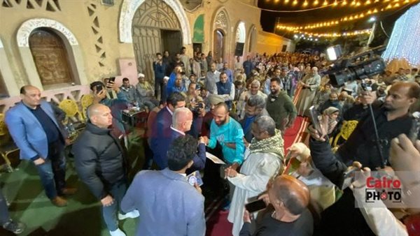 محافظ الأقصر خلال