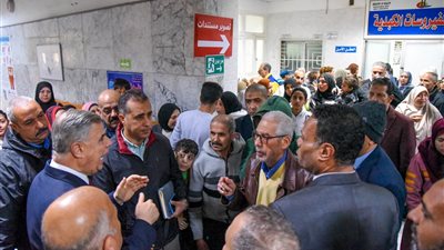 لمخالفات عديدة.. إقالة مدير مستشفى شرق المدينة بعد جولة مفاجئة لمحافظ الإسكندرية