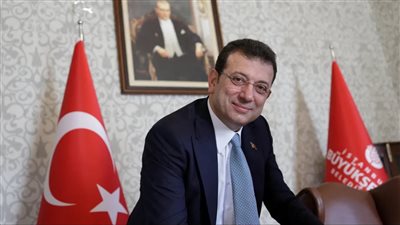 رغم اعتقاله.. الحزب المعارض في تركيا يختار أكرم إمام أوغلو مرشحا للرئاسة