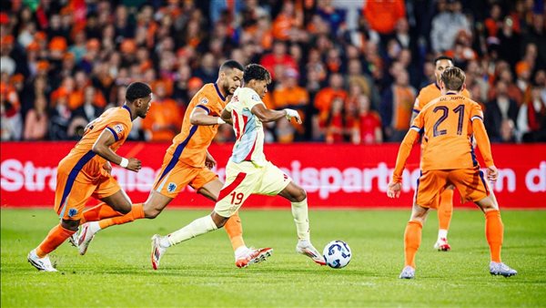  إسبانيا وهولندا