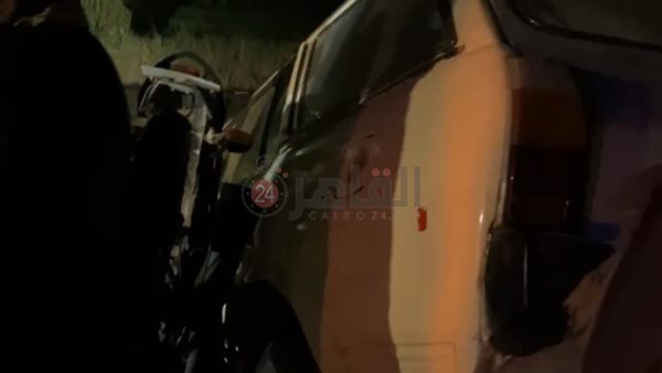 إصابة 3 أشخاص إثر