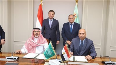 توقيع اتفاقية مع شركة سعودية لإنتاج المحسنات والمخصبات الزراعية في النوبارية