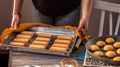 بالزبدة والسمنة| طريقة عمل بسكوت النشادر بالكيلو.. وصفتان بأسرار لن يخبرك بها أحد