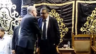 بحضور وزراء وسياسيين وإعلاميين.. الدكتور زياد بهاء الدين يتلقى عزاء والدته | بث مباشر 