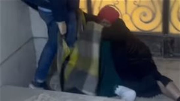 فيديو تعدى شخص على