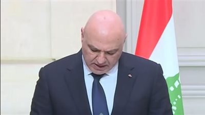  الرئيس اللبناني يدين الضربات الإسرائيلية ويؤكد عزم بلاده على بناء جيش قوي واستعادة السيادة