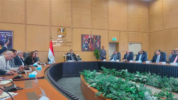 وزير الإسكان