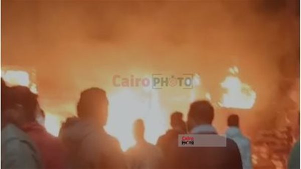 جانب من الحريق 