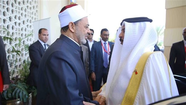 شيخ الأزهر وملك البحرين