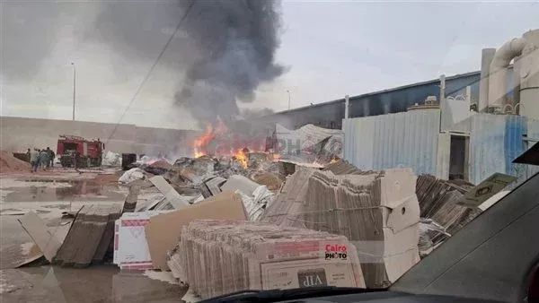 جانب من الحريق 