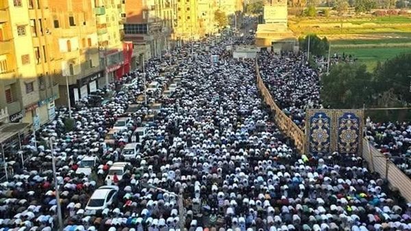 صلاة العيد في قنا