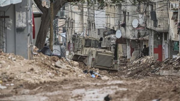 الاحتلال يدمر في