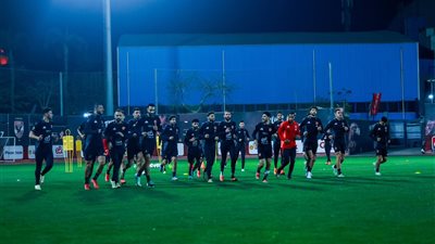 مران الأهلي| انتظام الدوليين ومحاضرة فنية وتدريبات تأهيلية لـ شكري وفؤاد