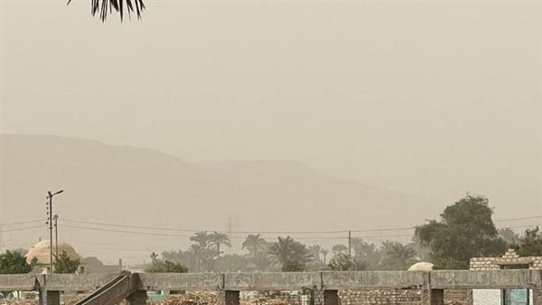 طقس غير مستقر يضرب