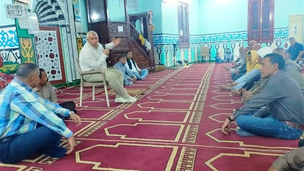 جانب من لقاء محافظ