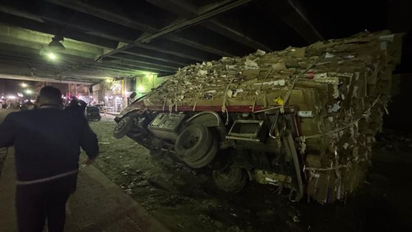 انقلاب سيارة جامبو