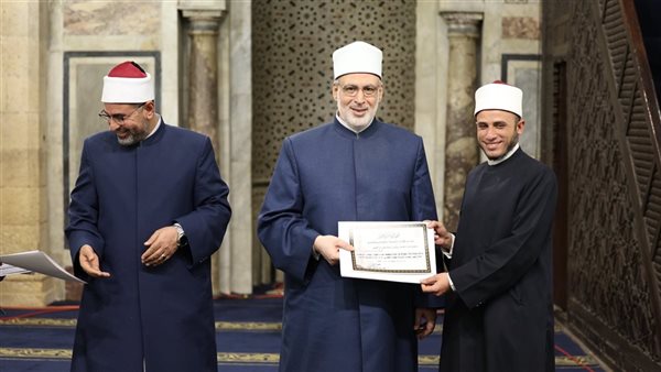 تكريم الائمة