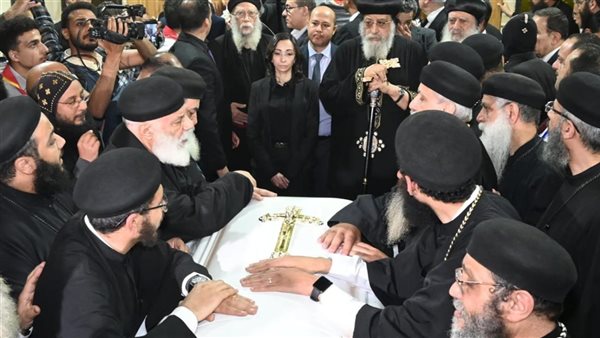 مراسم إلقاء نظرة