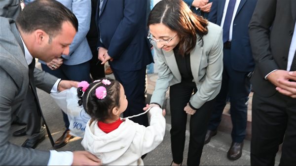 محافظ البحيرة تهنئ