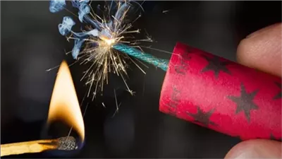 صغير يفقد عينه بسبب الألعاب النارية في الوادي الجديد | بث مباشر