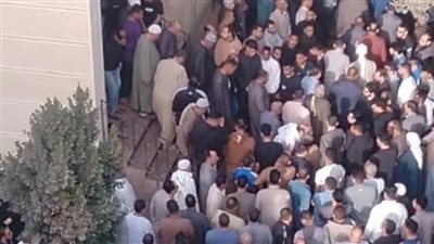 ماتت ليلة الحنة.. تشييع جثمان عروس لقيت مصرعها في حادث قبل زفافها بالقليوبية 