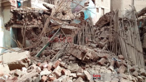  المنزل المنهار