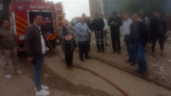 حريق في مخزن خردة