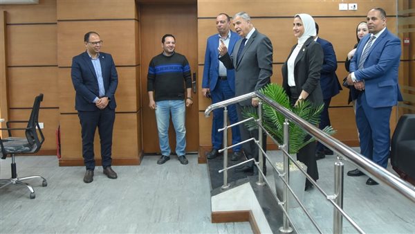 محافظ الإسكندرية