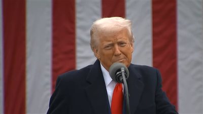 ترامب قبل الإعلان عن الرسوم الجمركية: سنعيد العصر الذهبي لأمريكا