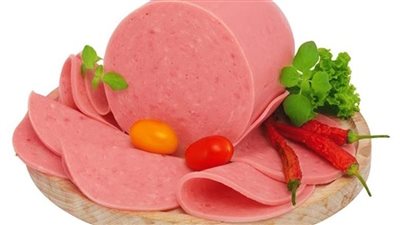 طريقة عمل اللانشون السادة مثل الجاهز خطوة بخطوة.. وصفة احترافية