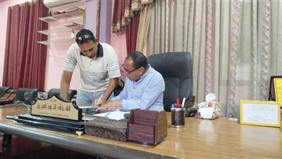 تماثل للشفاء.. عودة رئيس مدينة دشنا لممارسة عمله بعد إصابته بطعنات على يد مواطن