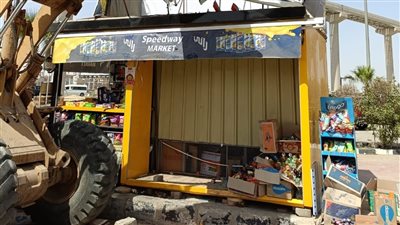 جهاز مدينة 6 أكتوبر يزيل أكشاك مخالفة بمناطق متفرقة لمنع مظاهر العشوائية