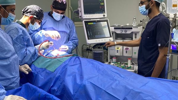 فريق طبي بمستشفى