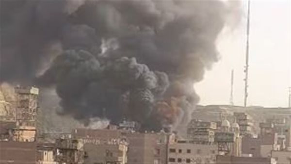 جانب من الحريق