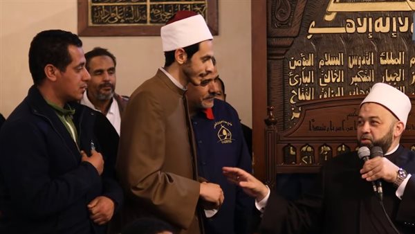 الدكتور يسري عزام