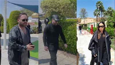 أحمد رزق وداليا مصطفى وأحمد بدير في جنازة زوجة نضال الشافعي بمسجد بهجت بـ دريم