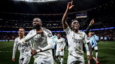 في مباراته أمام فالنسيا.. هل سينجح ريال مدريد في تضييق الخناق على برشلونة؟ 