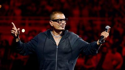 تصل إلى 20 ألف جنيه.. تفاصيل وأسعار تذاكر حفل عمرو دياب في الساحل الشمالي