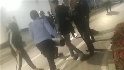 استبعاد فتاة أمن تشاجرت مع زميلها باستخدام طفاية بمجمع السويس الطبي