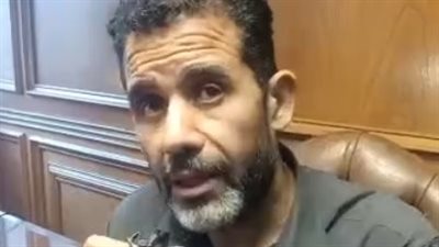 أب يروي تفاصيل مقتل نجله بالإسكندرية: اتغدر بيه على كرسي الحلاقة بسبب كيس قمامة| بث مباشر