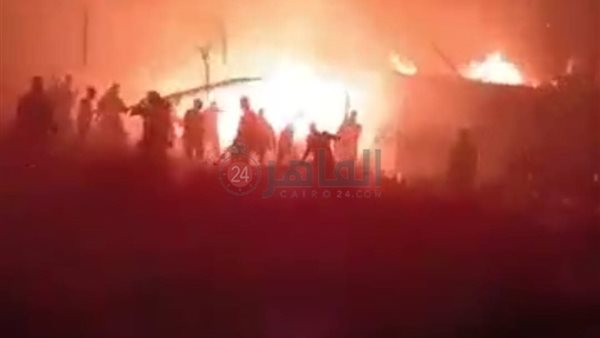 جانب من الحريق