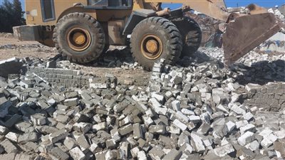 إزالة 15 تعديًا على مساحة 986 مترا من أملاك الدولة بالبحيرة