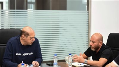 علاء نبيل يجتمع بالأجهزة الفنية للمنتخبات الوطنية لمناقشة ارتباطات المرحلة المقبلة